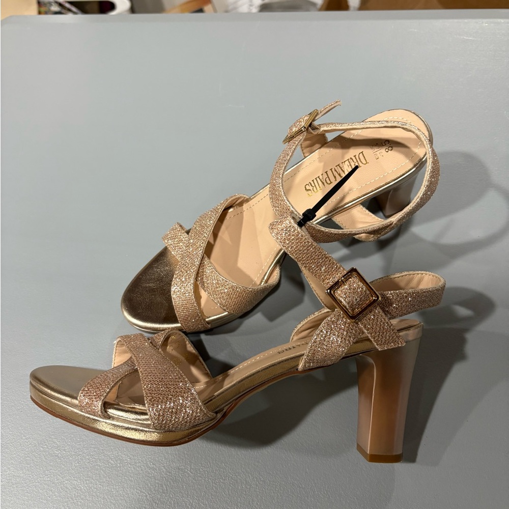 NEW Glittering Gold Sandals